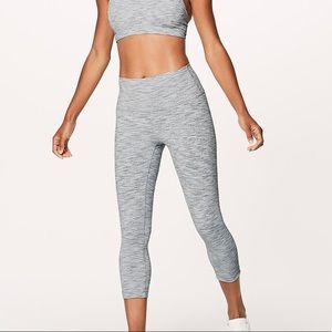 Lululemon Align crop 21” size 2